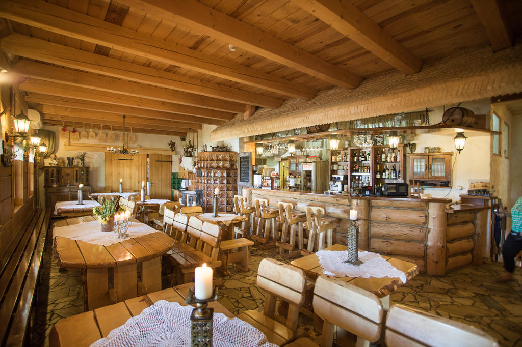 Karczma Taberska Inn *